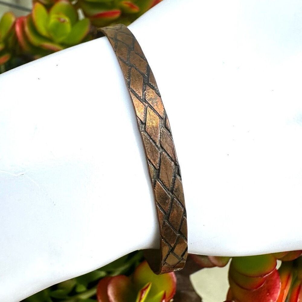 Copper bangle bracelet